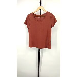 Quince Rust Short-Sleeve Scoop Neck Tee